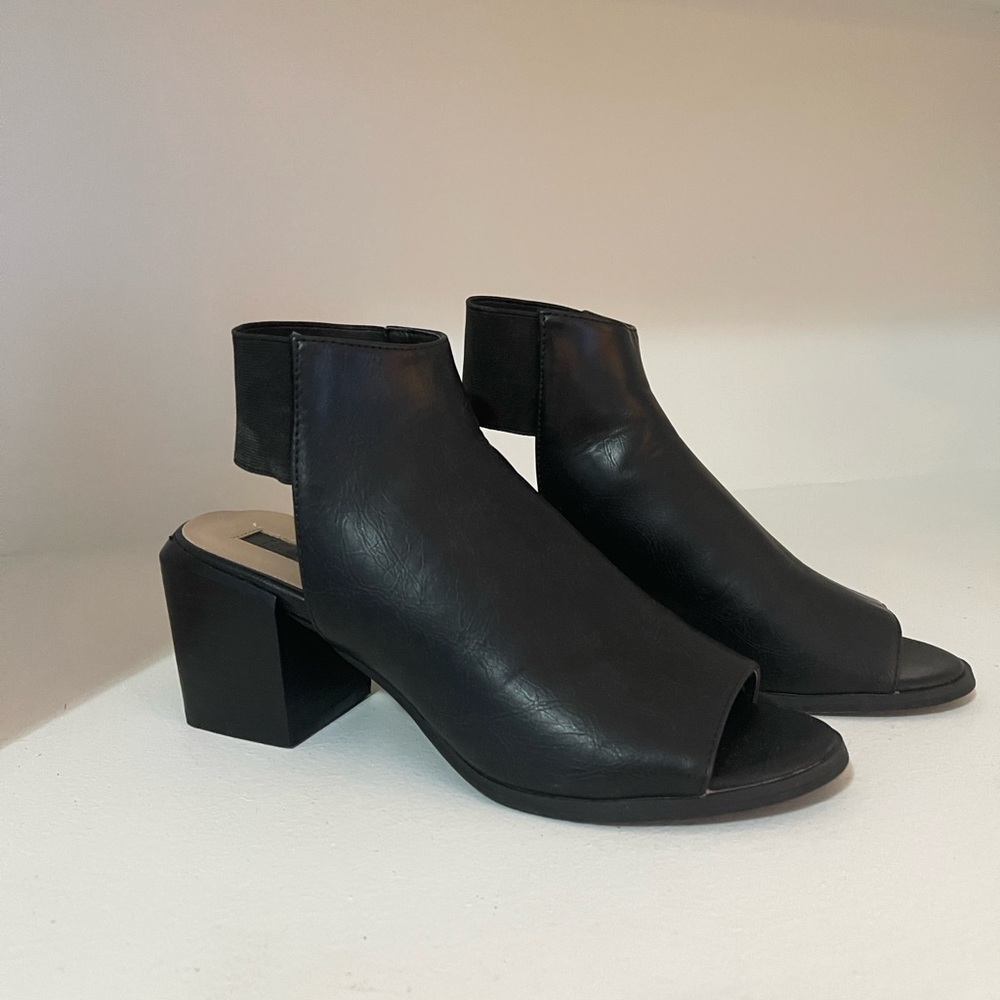 Women’s Open Toe Booties
